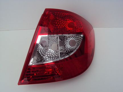 Фонарь задний Renault Symbol Thalia