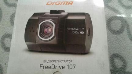 Видеорегистратор FreeDrive 107