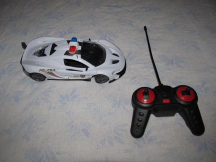 Машинка игрушка на дистанционном управлении