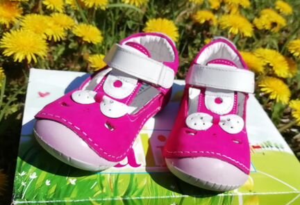 Кожаная новая турецкая обувь размер 19-22