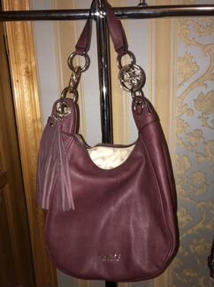 Сумка на плечо guess