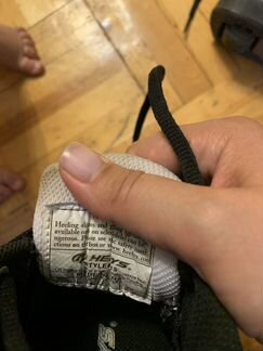 Кроссовки на колесиках heelys