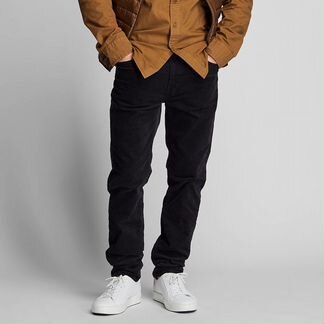 Черные вельветовые зауженные джинсы uniqlo