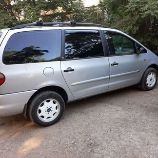 Ford Galaxy 2.0 МТ, 1996, 1 000 000 км