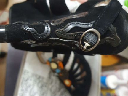 Босоножки новые Respect р.38 замшевые