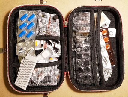 Аптечка, медицинская сумка для медикаментов