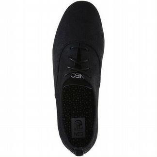Новые туфли - ботинки для девочки adidas 35
