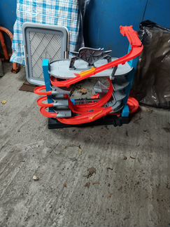 Продаю б/у трэк Hot Wheels