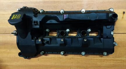 Крышка клапанов Jaguar / Land Rover