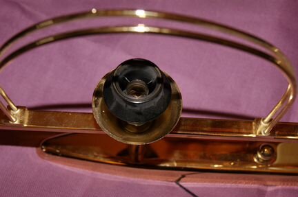 Продаю люстру