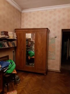 Шкаф