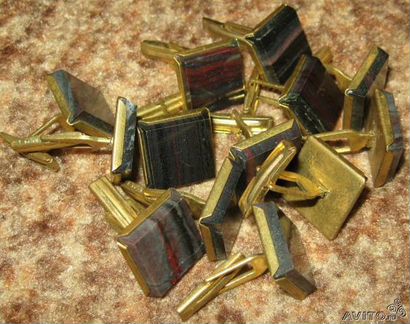 Запонки с поделочным камнем