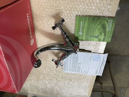 Смеситель для раковины Bandini