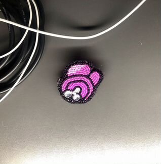 Брошь заколка Амонг Ас (Among Us) Жертва Импостера