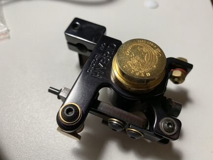 Тату машика castom leo hybrid