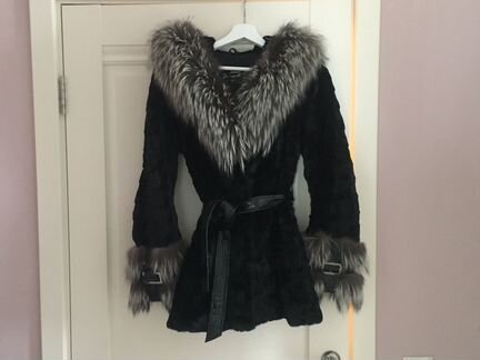 Шуба «автоледи», лобики норки с чернобуркой