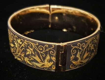 Браслет из толедского золота, Испания