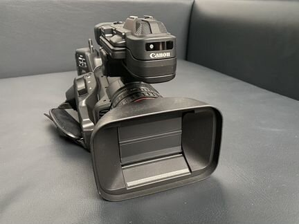 Canon XF705
