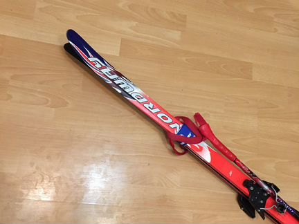 Беговые лыжи