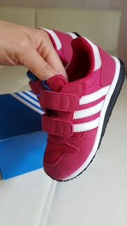 Кроссовки adidas