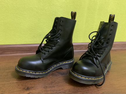 Mr. Martens. 36 размер