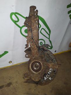 Кулак поворотный передний правый Honda Accord 7