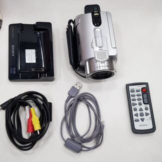 Видеокамера Sony Carl Zeiss 40 GB