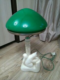 Лампа настольная