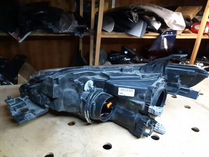 Фара правая Mitsubishi Outlander 3 Аутлендер 3 дор