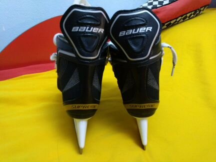 Детские хоккейные коньки