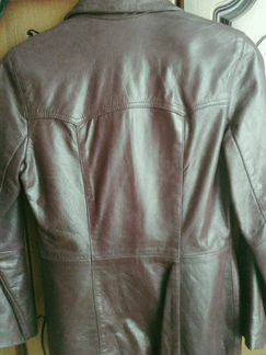Пиджак нат. кожа. 44 размер. Цвет на фото искажен