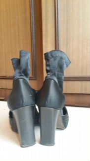 Черные атласные ботильоны полусапожки Италия 37.5