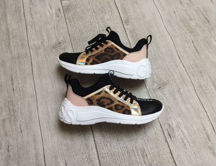 Кроссовки Guess Новые Оригинал