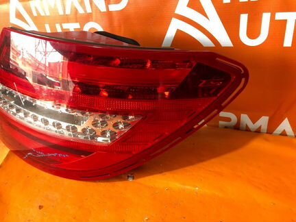 Фонарь задний правый Mercedes C-Class W204