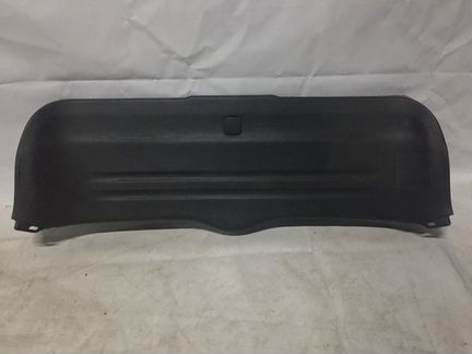 Обшивка двери багажника задняя Subaru Impreza G12