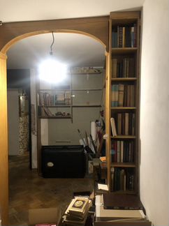 Стеллаж. Полки книжные